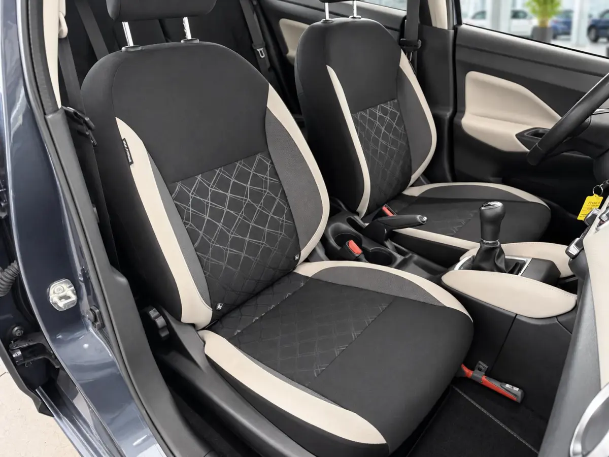 1.0 IG-T N-Connecta 101pk Camera Navigatie Apple Carplay Android Auto LED Koplampen Cruise Control Parkeersensoren Climate Control