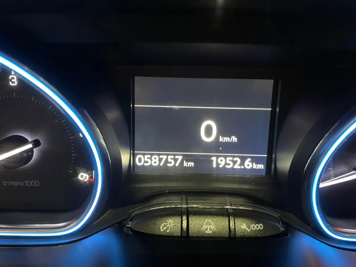 1.6 BlueHDi Allure / CAMERA / HALF LEDER / SPORT VLG / OHB /