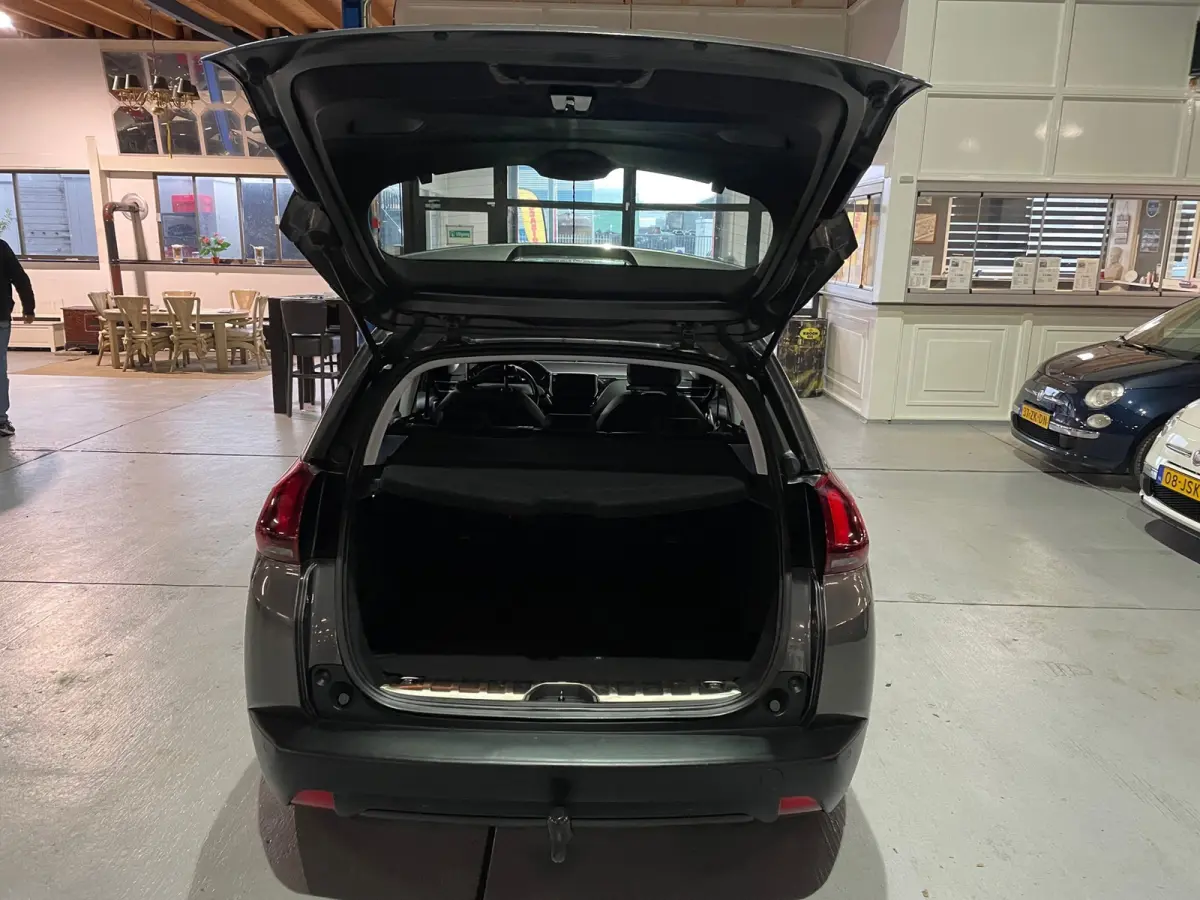 1.6 BlueHDi Allure / CAMERA / HALF LEDER / SPORT VLG / OHB /