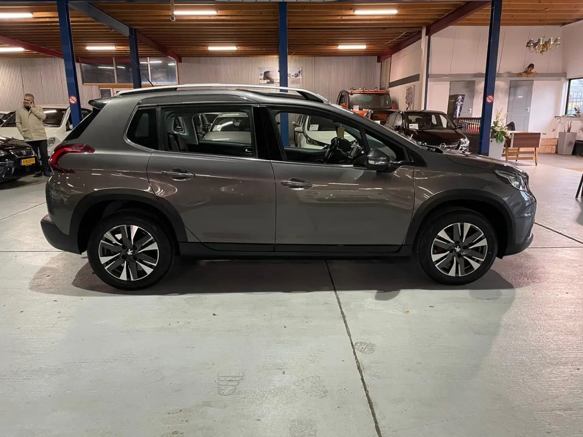 1.6 BlueHDi Allure / CAMERA / HALF LEDER / SPORT VLG / OHB /