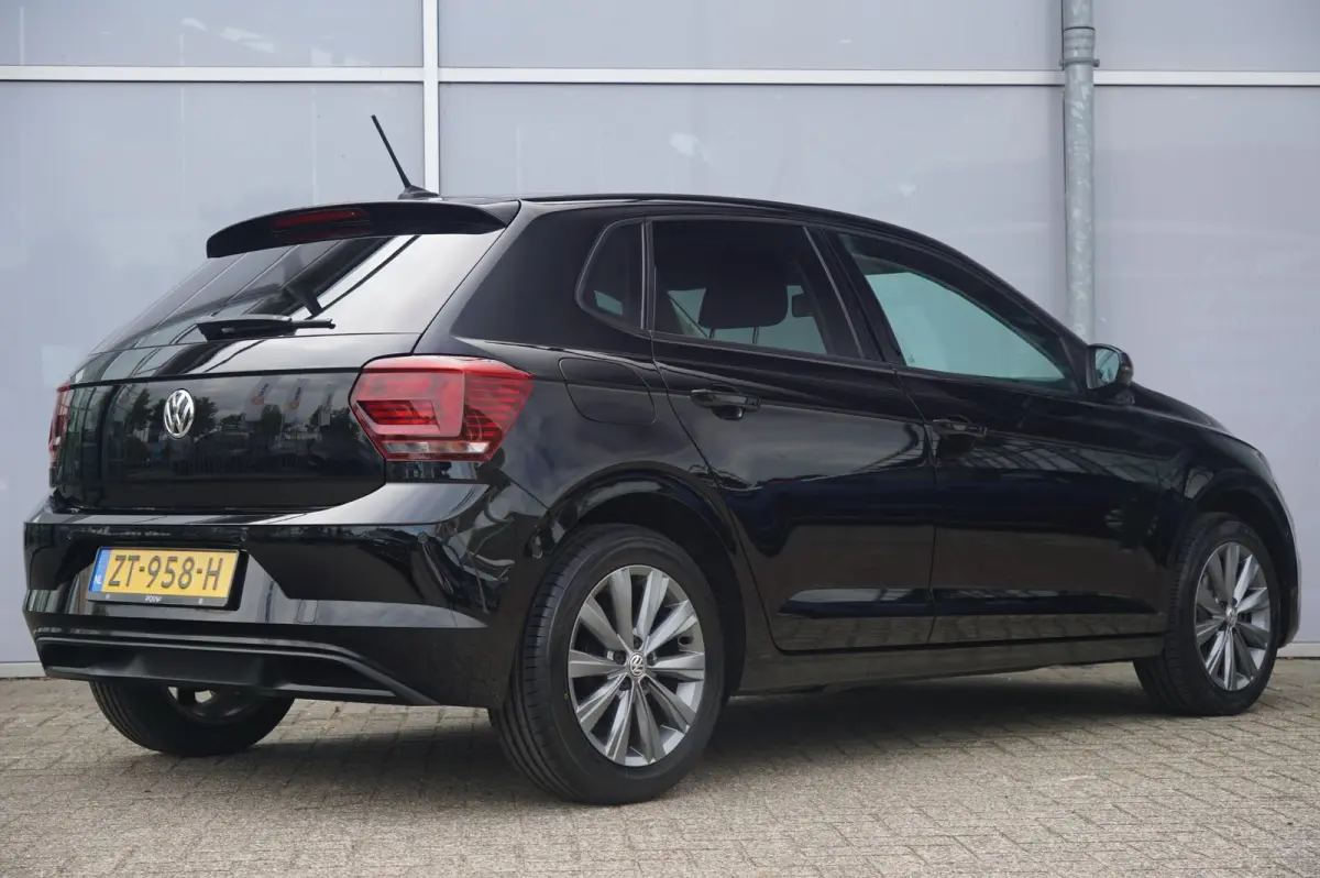 1.0 TSI 95pk Comfortline Business | Navigatie | Virtual Cockpit | Apple Carplay & Android Auto