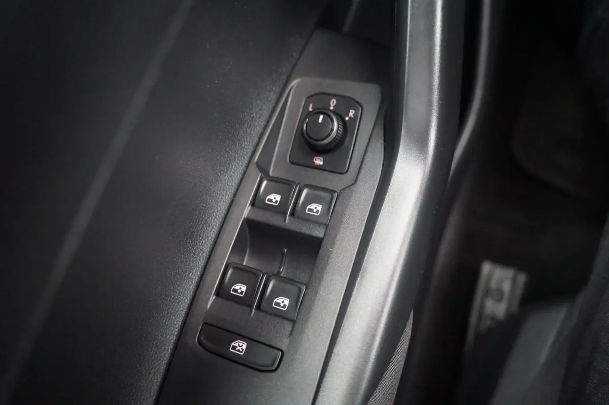 1.0 TSI 95pk Comfortline Business | Navigatie | Virtual Cockpit | Apple Carplay & Android Auto