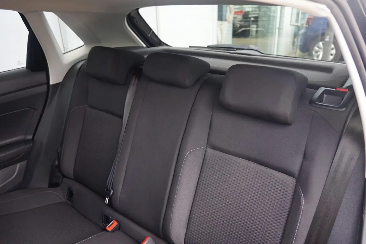 1.0 TSI 95pk Comfortline Business | Navigatie | Virtual Cockpit | Apple Carplay & Android Auto
