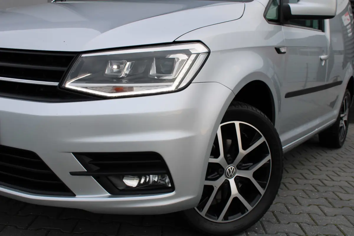 2.0 TDI 180PK L1H1 Exclusive Edition|XENON|NAVI|ACC|RUITVERWARMING|VOLL