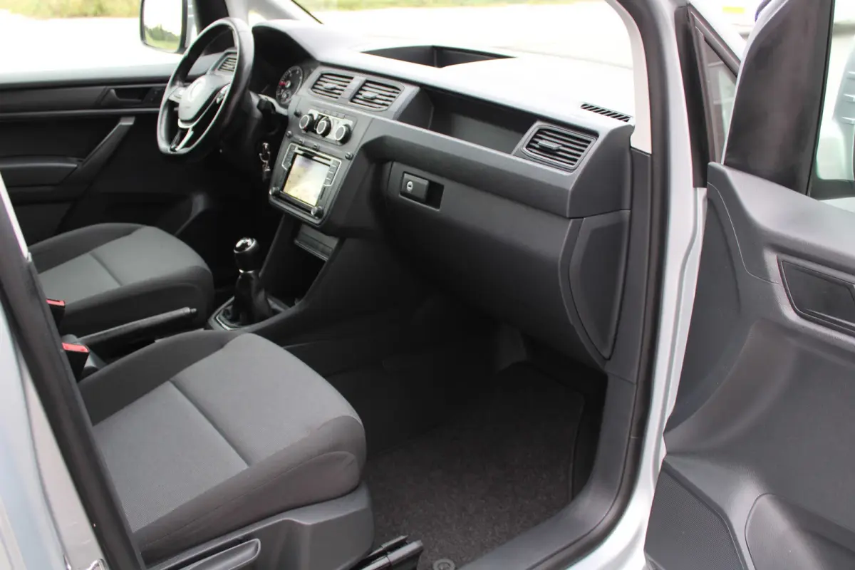 2.0 TDI 180PK L1H1 Exclusive Edition|XENON|NAVI|ACC|RUITVERWARMING|VOLL