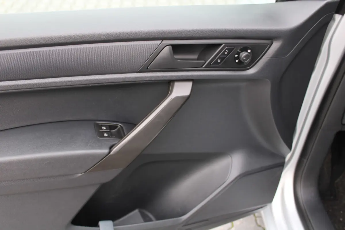 2.0 TDI 180PK L1H1 Exclusive Edition|XENON|NAVI|ACC|RUITVERWARMING|VOLL