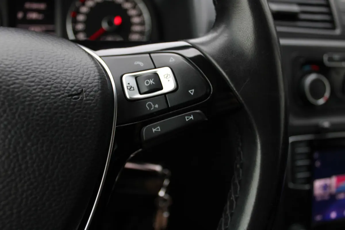 2.0 TDI 180PK L1H1 Exclusive Edition|XENON|NAVI|ACC|RUITVERWARMING|VOLL