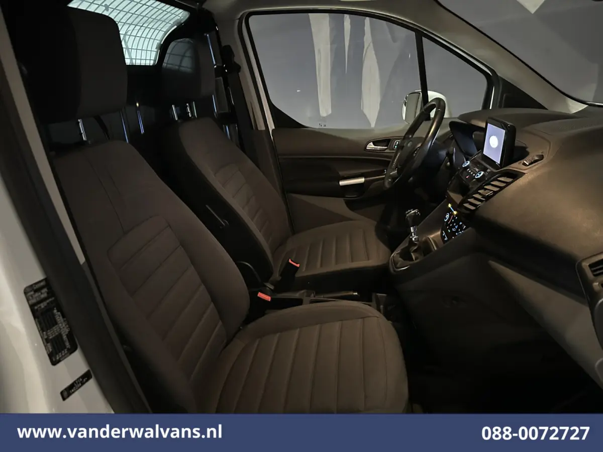 1.5 EcoBlue 101pk L2H1 Euro6 Airco | Camera | Navigatie | Cruisecontrol | 1390kg Trekhaak | Android Auto | Stoelverwarming Verwarmde voorruit, Parkeersensoren