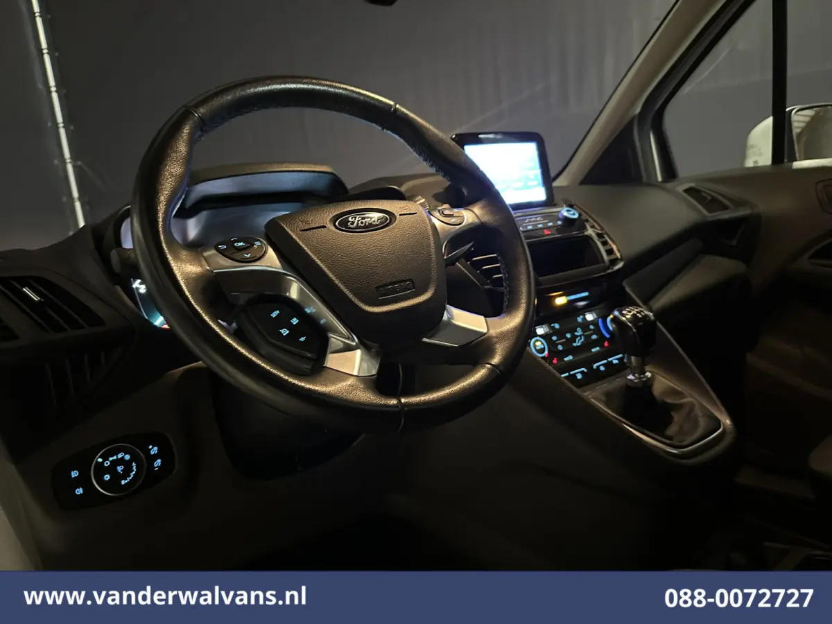 1.5 EcoBlue 101pk L2H1 Euro6 Airco | Camera | Navigatie | Cruisecontrol | 1390kg Trekhaak | Android Auto | Stoelverwarming Verwarmde voorruit, Parkeersensoren