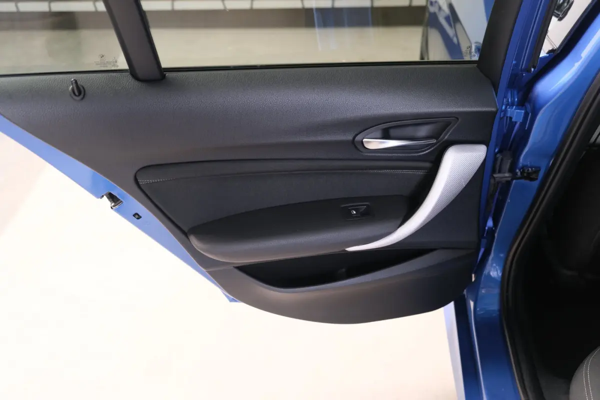 118i Edition M Sport Shadow High Executive