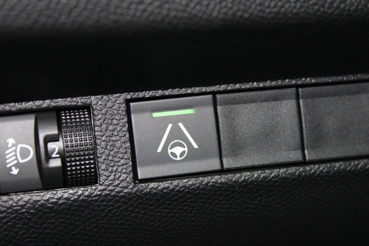 EV Allure Avantage 54 kWh | SOH 97% | Fase 3 laden | NL auto | Navigatie | Camera voor + achter | Adaptieve cruise control |
