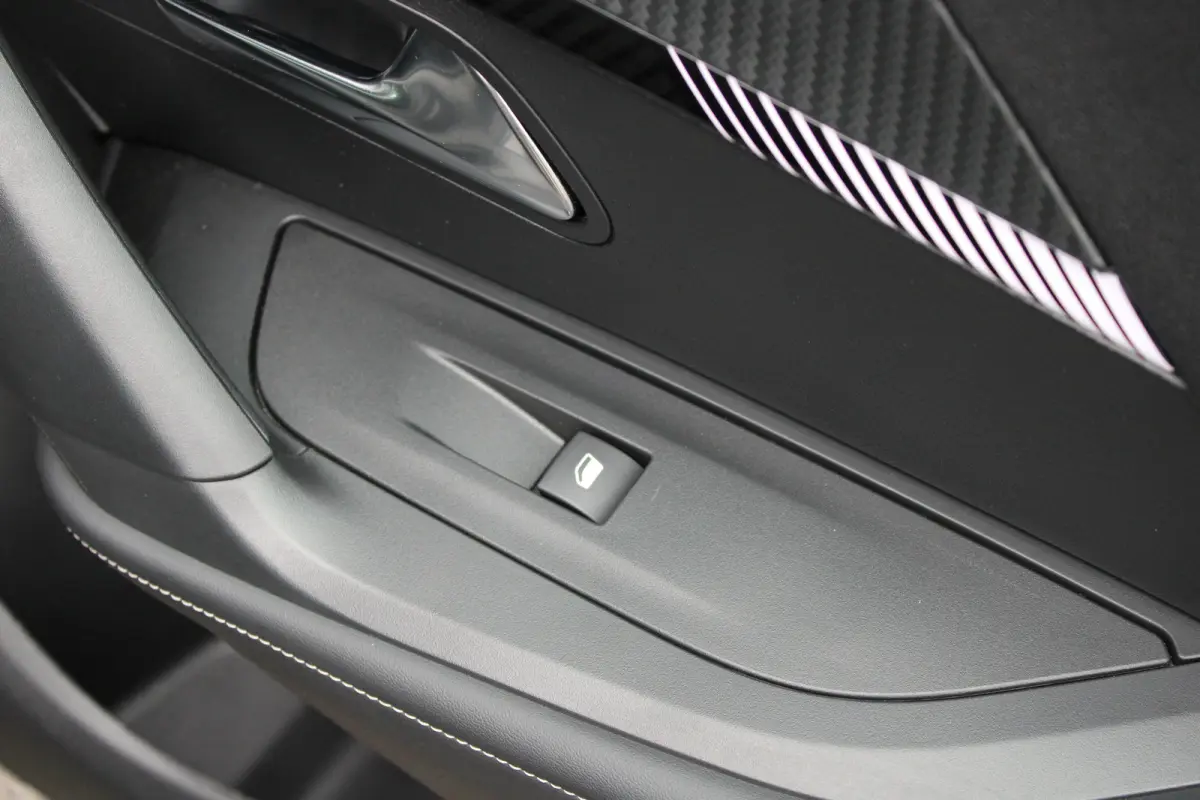 EV Allure Avantage 54 kWh | SOH 97% | Fase 3 laden | NL auto | Navigatie | Camera voor + achter | Adaptieve cruise control |