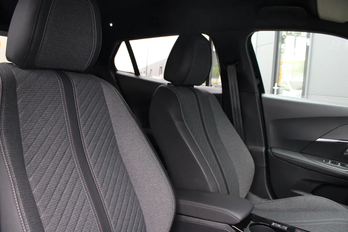 EV Allure Avantage 54 kWh | SOH 97% | Fase 3 laden | NL auto | Navigatie | Camera voor + achter | Adaptieve cruise control |