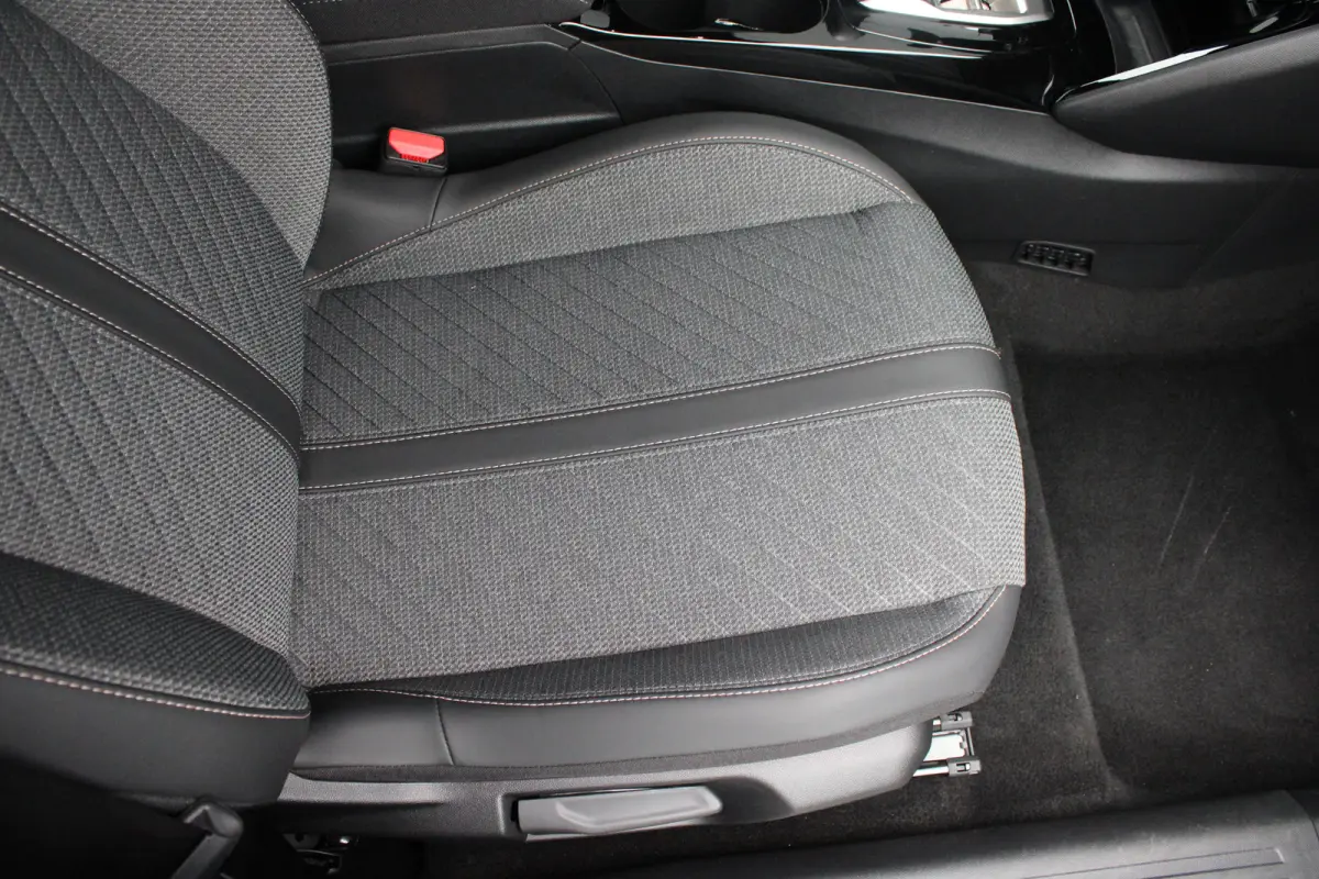 EV Allure Avantage 54 kWh | SOH 97% | Fase 3 laden | NL auto | Navigatie | Camera voor + achter | Adaptieve cruise control |