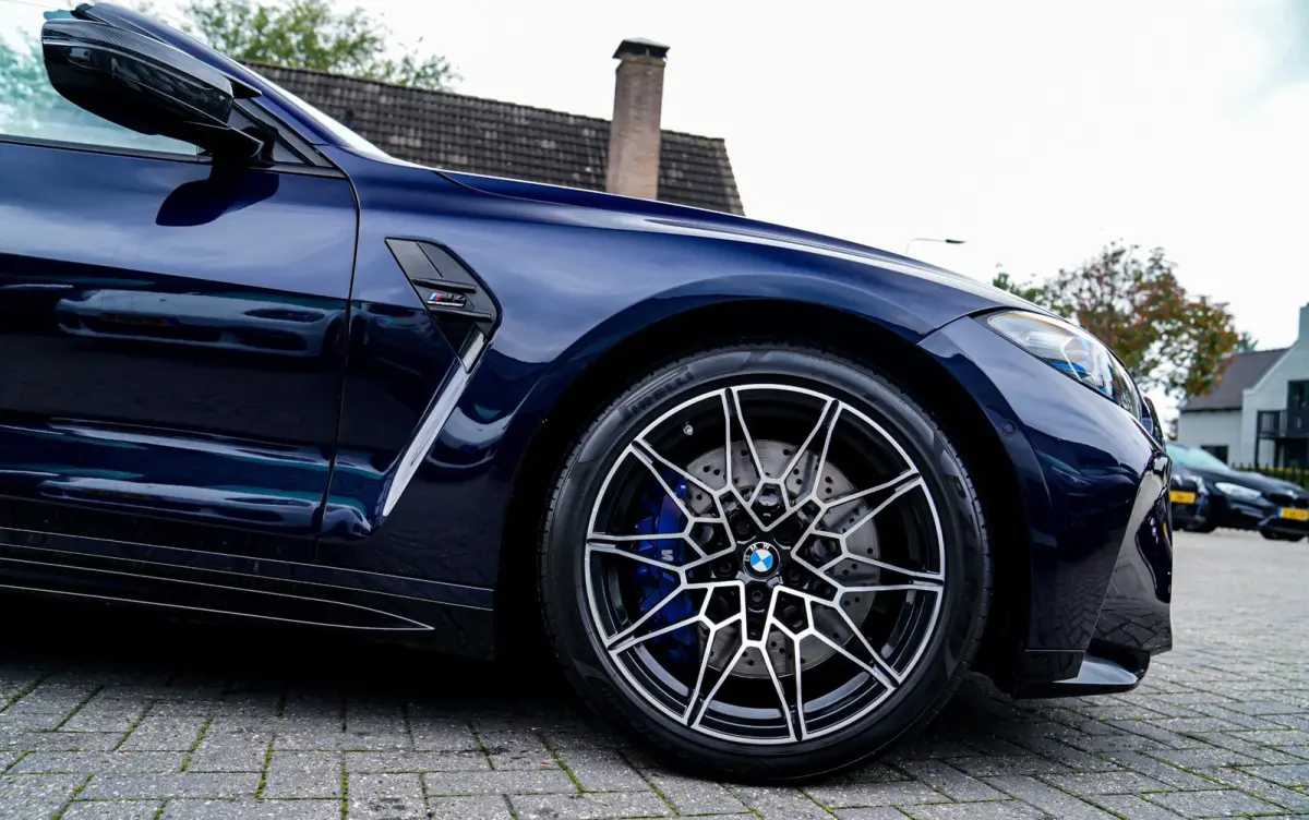 M4 xDrive Competition | Akrapovic | Carbon Package | Harman/Kardon | Nekverwarming | Laser | Adaptieve Cruise
