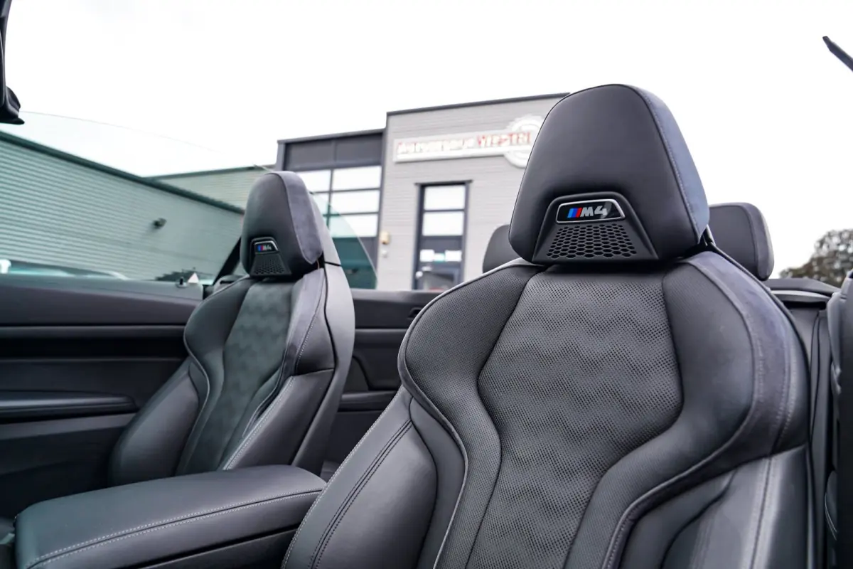 M4 xDrive Competition | Akrapovic | Carbon Package | Harman/Kardon | Nekverwarming | Laser | Adaptieve Cruise