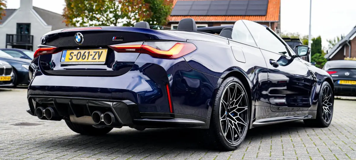 M4 xDrive Competition | Akrapovic | Carbon Package | Harman/Kardon | Nekverwarming | Laser | Adaptieve Cruise