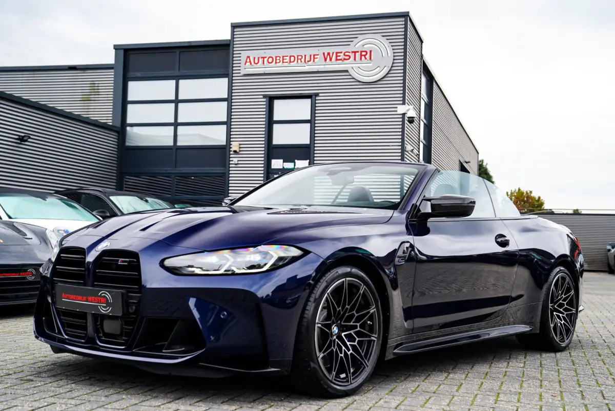 M4 xDrive Competition | Akrapovic | Carbon Package | Harman/Kardon | Nekverwarming | Laser | Adaptieve Cruise