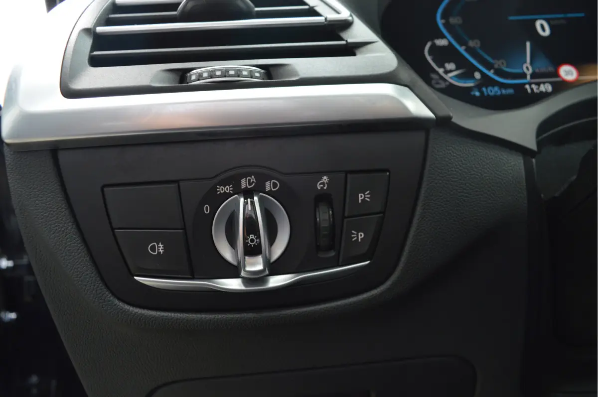 Executive 80 kWh | SOH 98% | M-PAKKET | PANO | ACC |