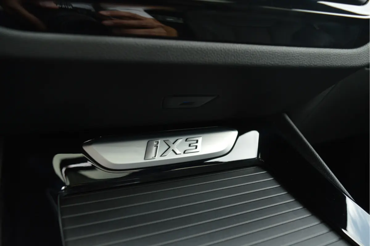 Executive 80 kWh | SOH 98% | M-PAKKET | PANO | ACC |
