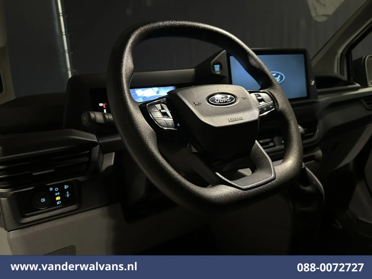 2.0 TDCI 136pk L2H1 Euro6 Airco | Camera | LED | Apple Carplay | Cruisecontrol Android Auto, Verwarmde voorruit, Parkeersensoren, Bijrijdersbank