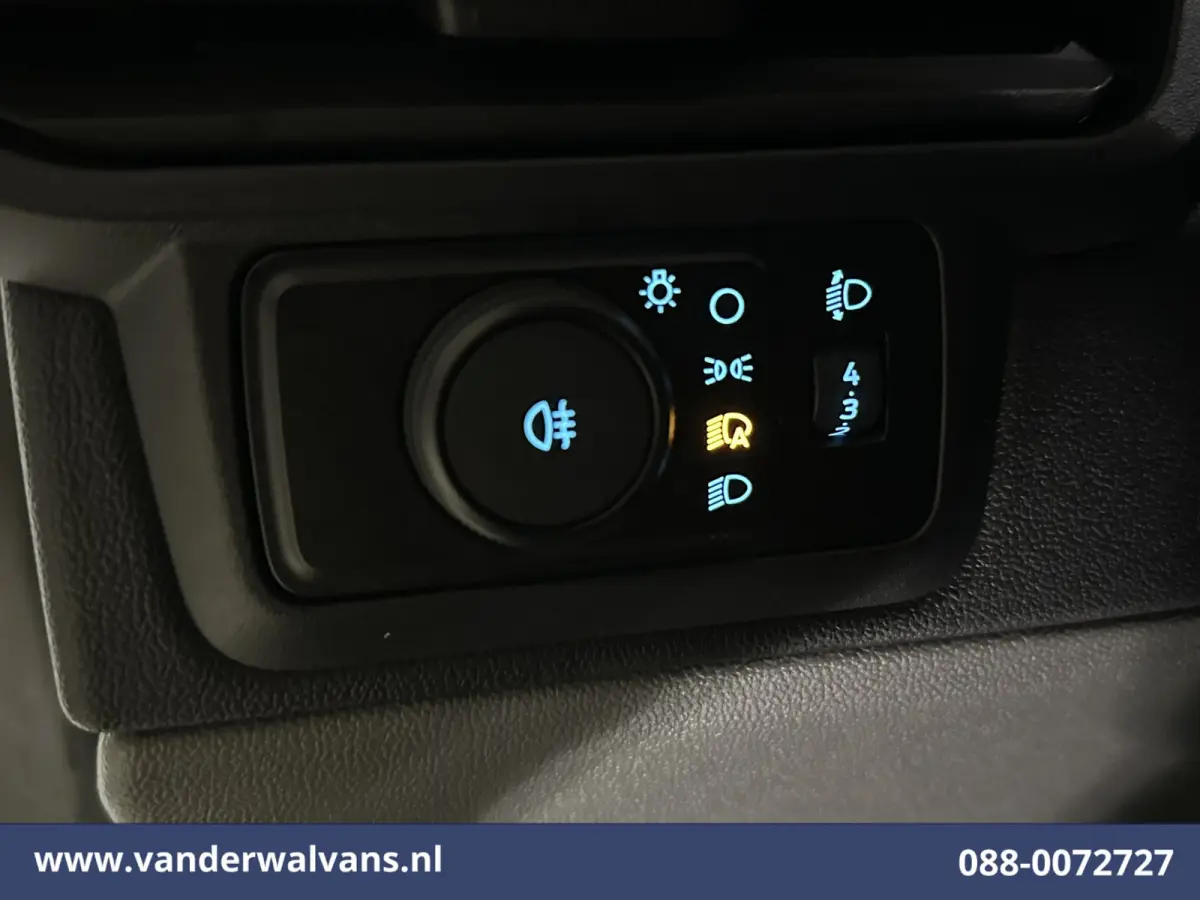 2.0 TDCI 136pk L2H1 Euro6 Airco | Camera | LED | Apple Carplay | Cruisecontrol Android Auto, Verwarmde voorruit, Parkeersensoren, Bijrijdersbank