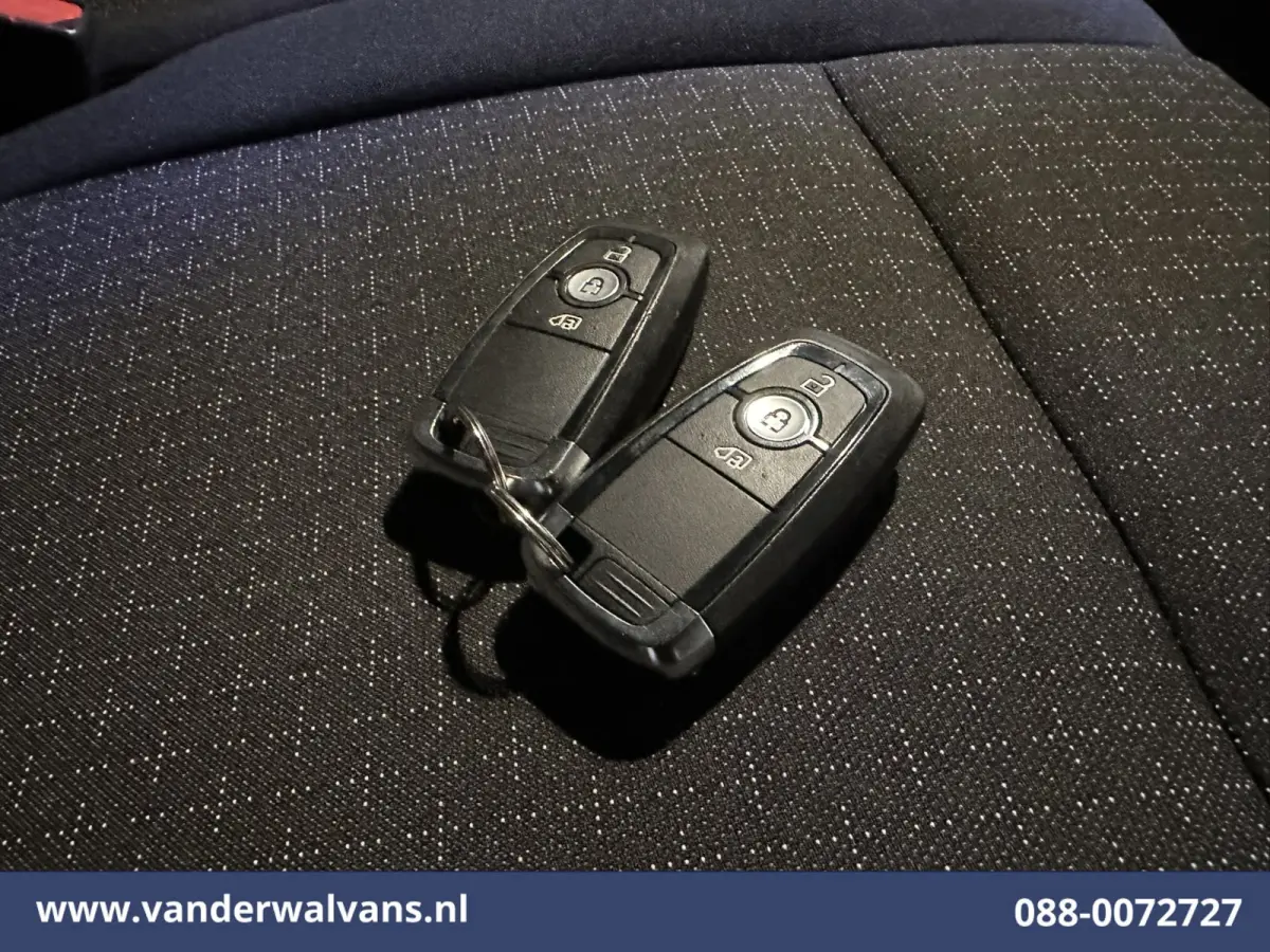 2.0 TDCI 136pk L2H1 Euro6 Airco | Camera | LED | Apple Carplay | Cruisecontrol Android Auto, Verwarmde voorruit, Parkeersensoren, Bijrijdersbank