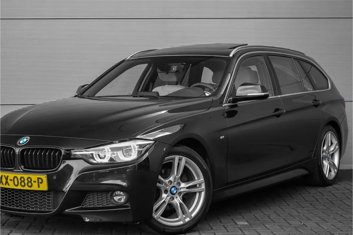320i Edition M Sport Shadow Pano Camera PDC HiFi 18"