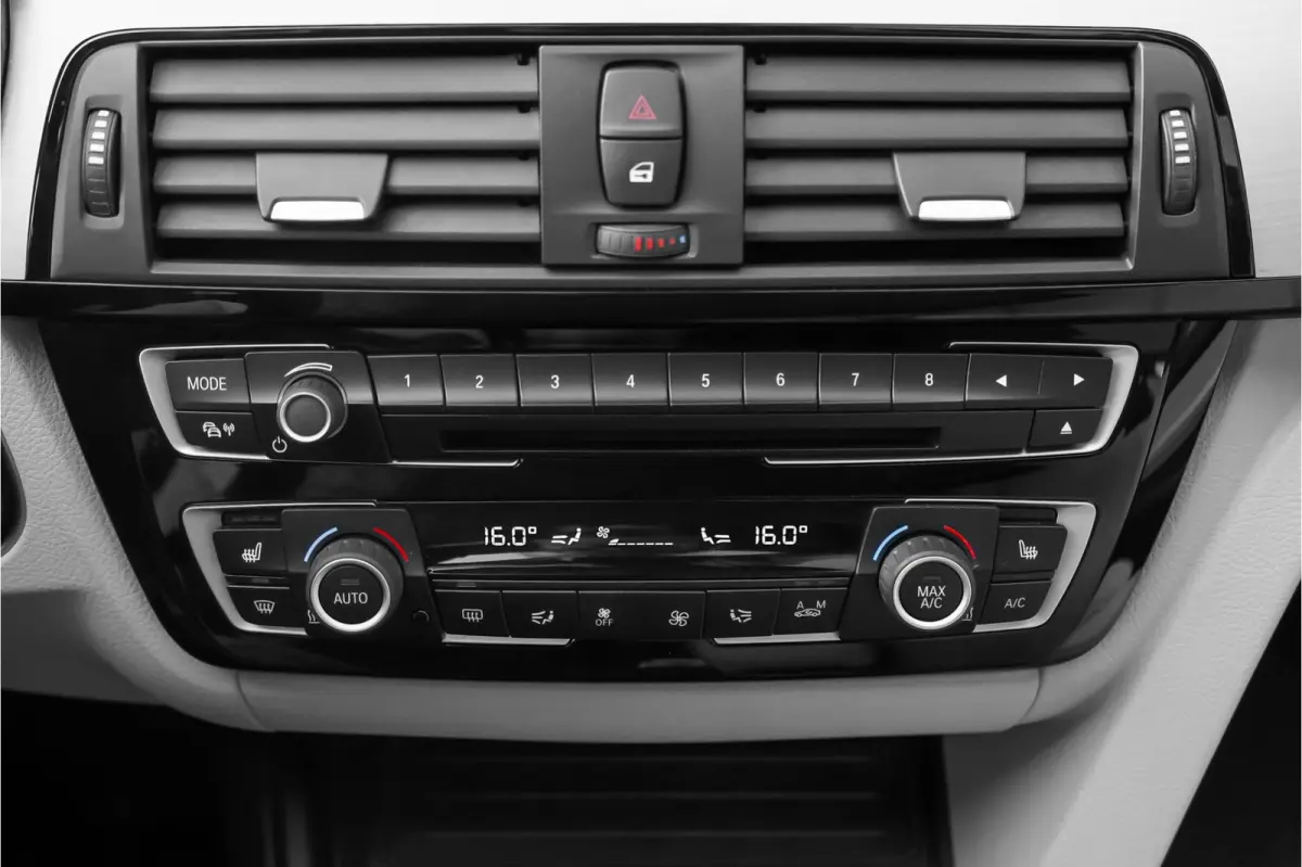 320i Edition M Sport Shadow Pano Camera PDC HiFi 18"