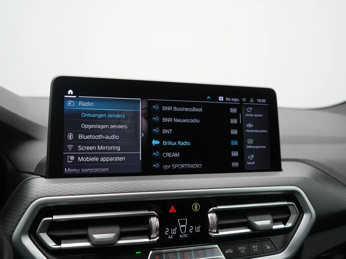 xDrive30e M Sport PHEV 293pk Dealer O.H | Trekhaak Af Fabriek | Camera | Cruise Control | Lederen Sportstoelen Verwarmd | Sfeerverlichting | Apple Carplay | Navigatie | Virtual | DAB | 19"L.