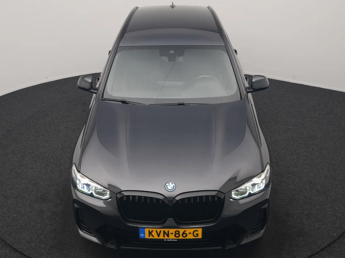 xDrive30e M Sport PHEV 293pk Dealer O.H | Trekhaak Af Fabriek | Camera | Cruise Control | Lederen Sportstoelen Verwarmd | Sfeerverlichting | Apple Carplay | Navigatie | Virtual | DAB | 19"L.