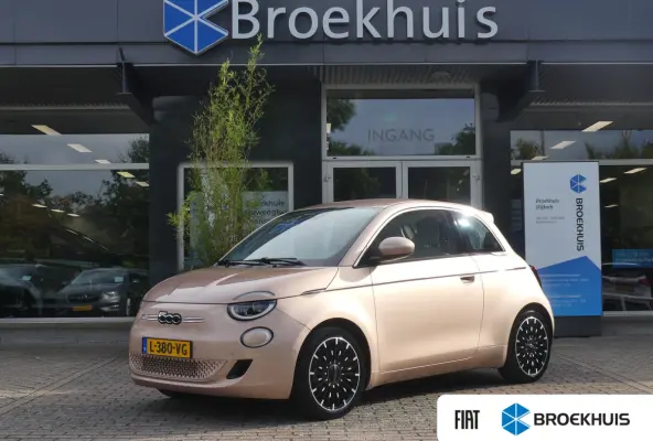3+1 La Prima 42 kWh | SOH 93% | ADAPTIVE CRUISE | DODEHOEKDETECTIE | CAMERA | STOELVERWARMING | PARKEERSENSOREN V+A | APPLE CARPLAY / ANDROID AUTO | NAVI | LMV 17" |