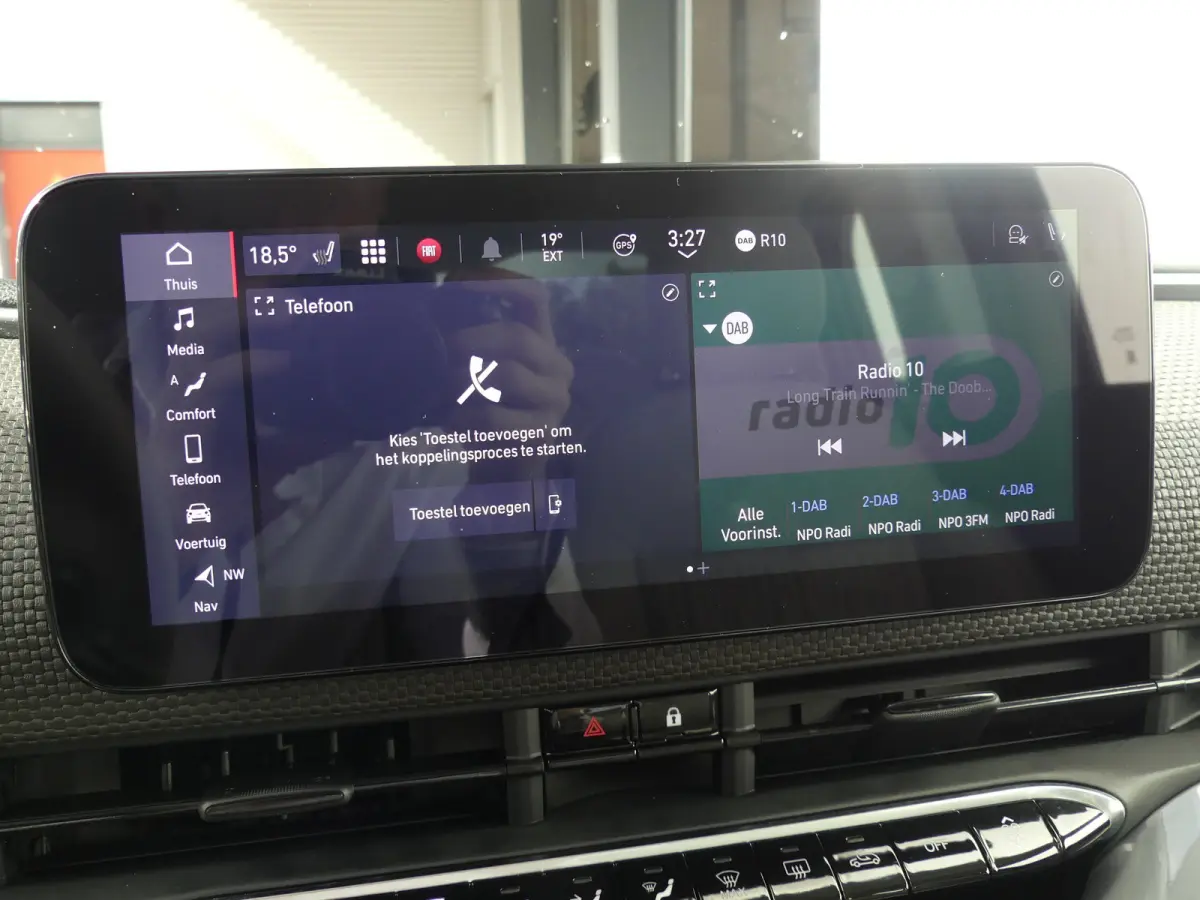 3+1 La Prima 42 kWh | ADAPTIVE CRUISE | DODEHOEKDETECTIE | CAMERA | STOELVERWARMING | PARKEERSENSOREN V+A | APPLE CARPLAY / ANDROID AUTO | NAVI | LMV 17" |