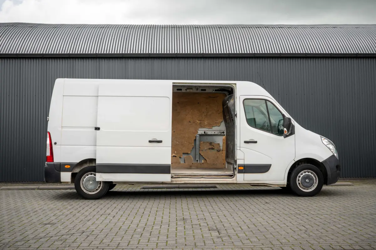 2.3 dCi 130 PK | L3H2 | 3-Zits | Camera | Cruise | Airco