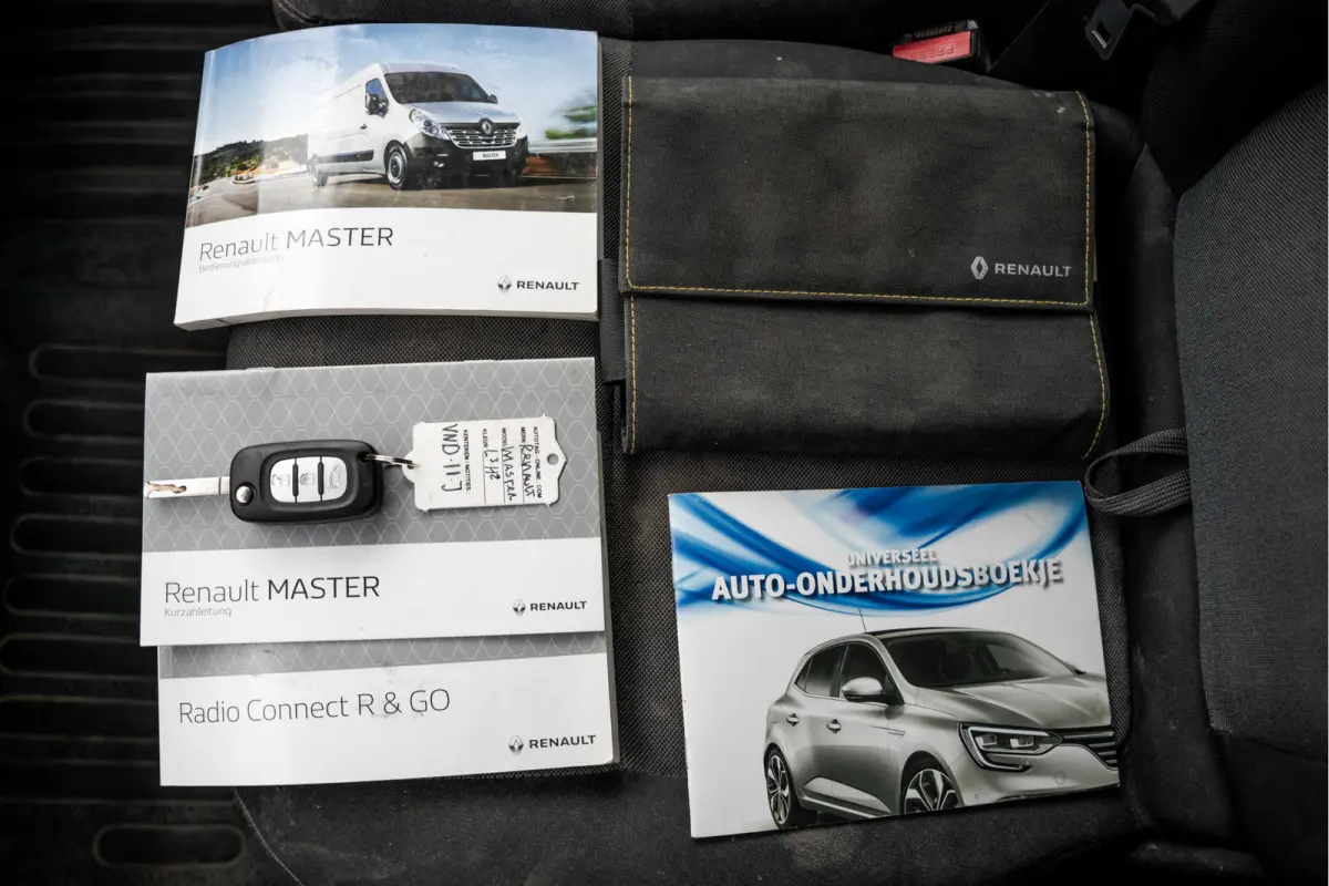 2.3 dCi 130 PK | L3H2 | 3-Zits | Camera | Cruise | Airco