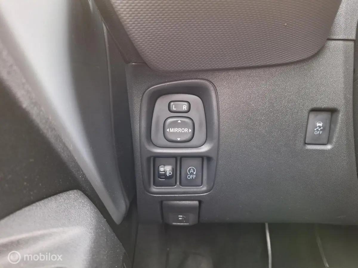 1.0 e-VTi ACTIVE • Airco • Bluetooth •