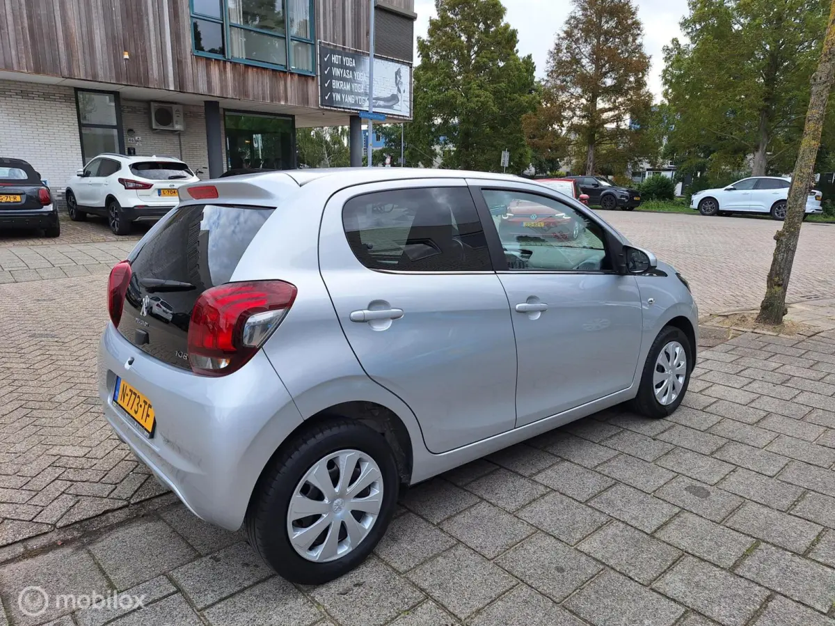 1.0 e-VTi ACTIVE • Airco • Bluetooth •