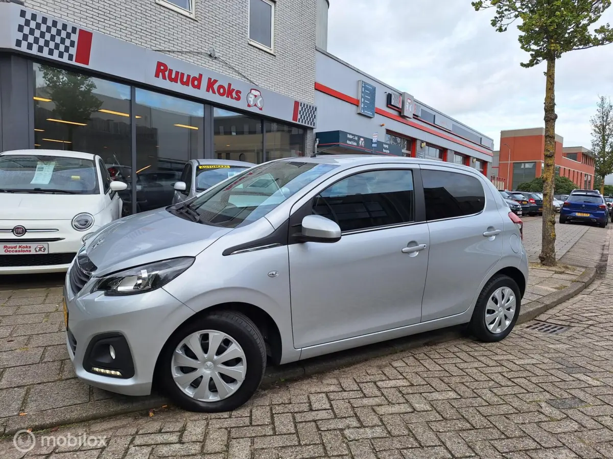 1.0 e-VTi ACTIVE • Airco • Bluetooth •