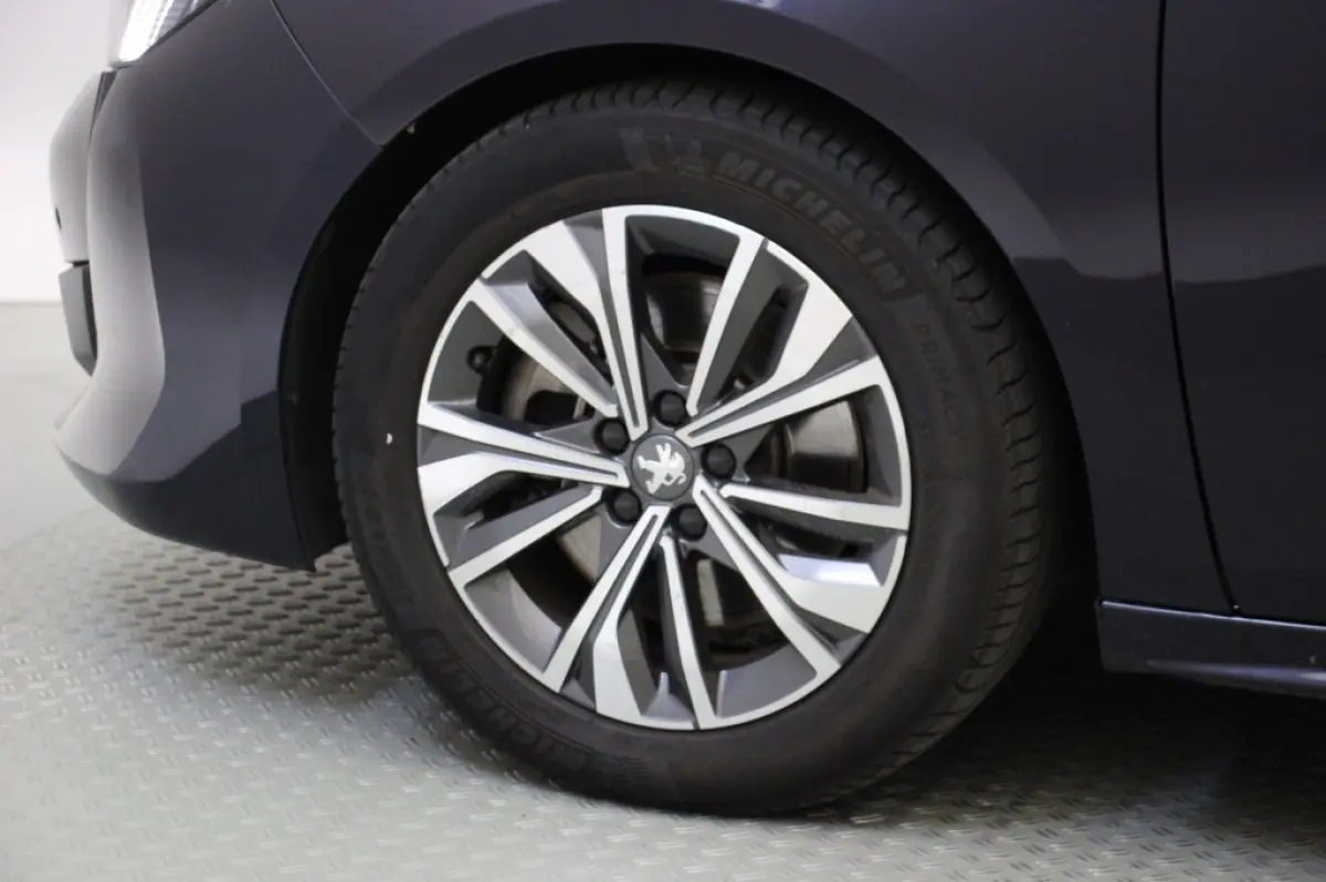1.6 Hybrid PHEV Pack Business - Digitaal Cockpit, Carplay, Camera