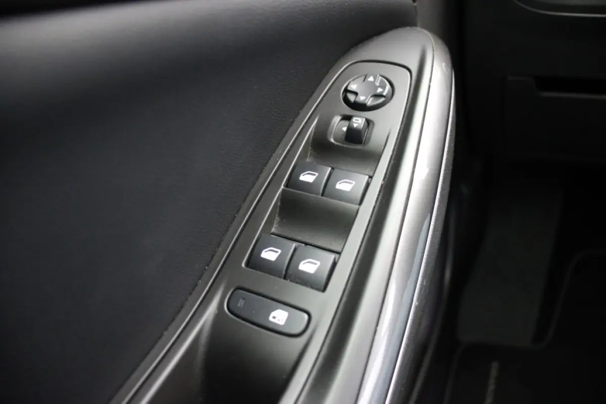 1.6T Hybrid PHEV Ultimate - Carplay, Camera, Leer, Memory, Stoelverwarming/verkoeling