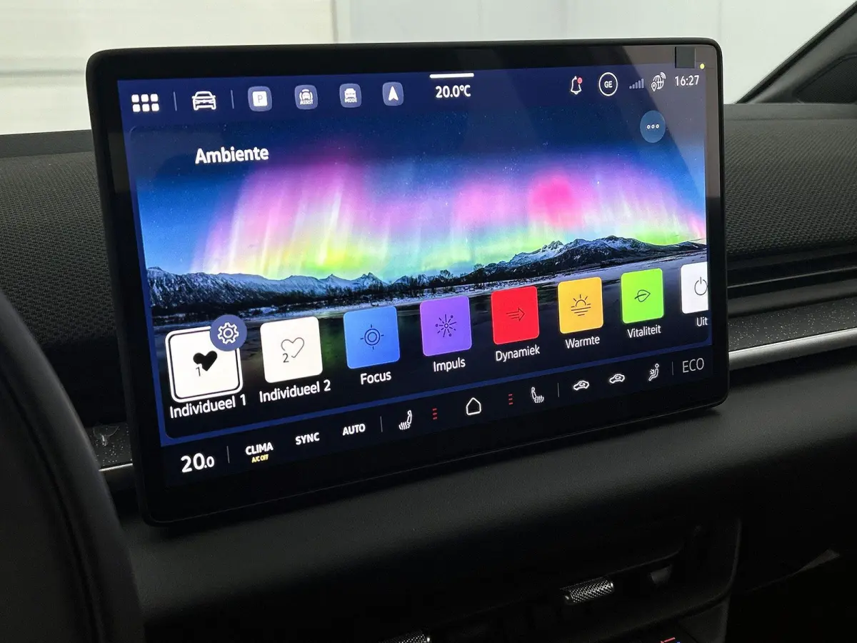 Life 58 kWh 190 PK | Automaat | Camera | Climate Control | Stoelverwarming | Stuurverwarming | Adaptive Cruise Control | Apple Carplay | Android Auto |