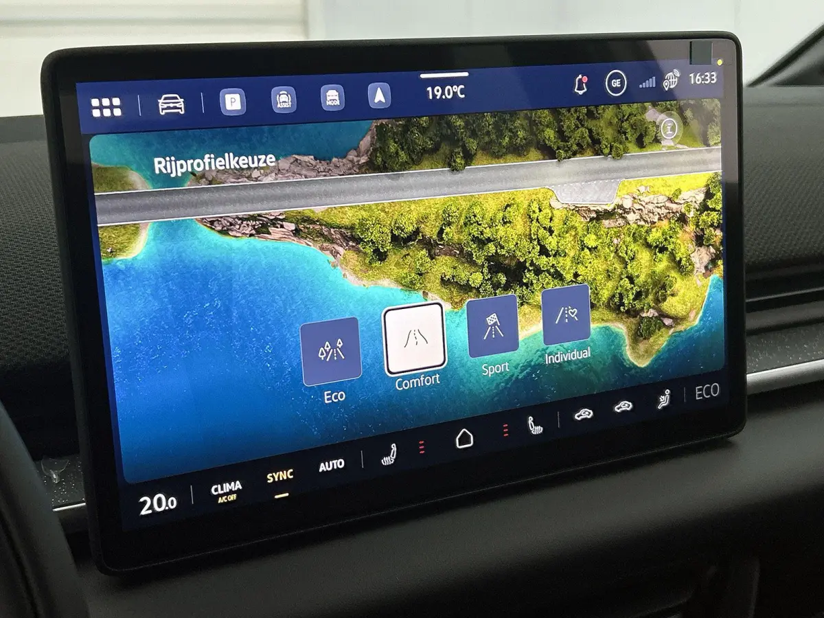 Life 58 kWh 190 PK | Automaat | Camera | Climate Control | Stoelverwarming | Stuurverwarming | Adaptive Cruise Control | Apple Carplay | Android Auto |