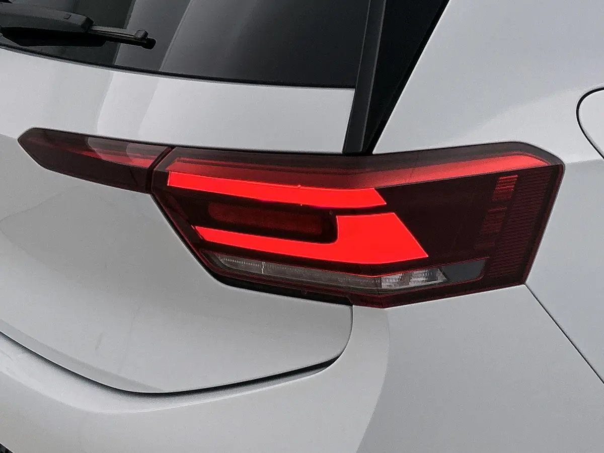 Life 58 kWh 190 PK | Automaat | Camera | Climate Control | Stoelverwarming | Stuurverwarming | Adaptive Cruise Control | Apple Carplay | Android Auto |