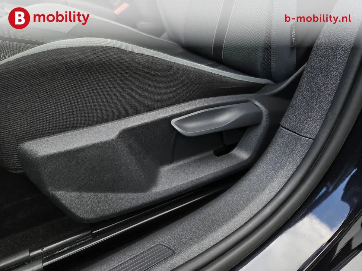 1.0 TSI Highline Business R-Line DSG Automaat Trekhaak NL Auto! | Achteruitrijcamera | Adaptive Cruise Control | DAB | Digitaal Dashboard