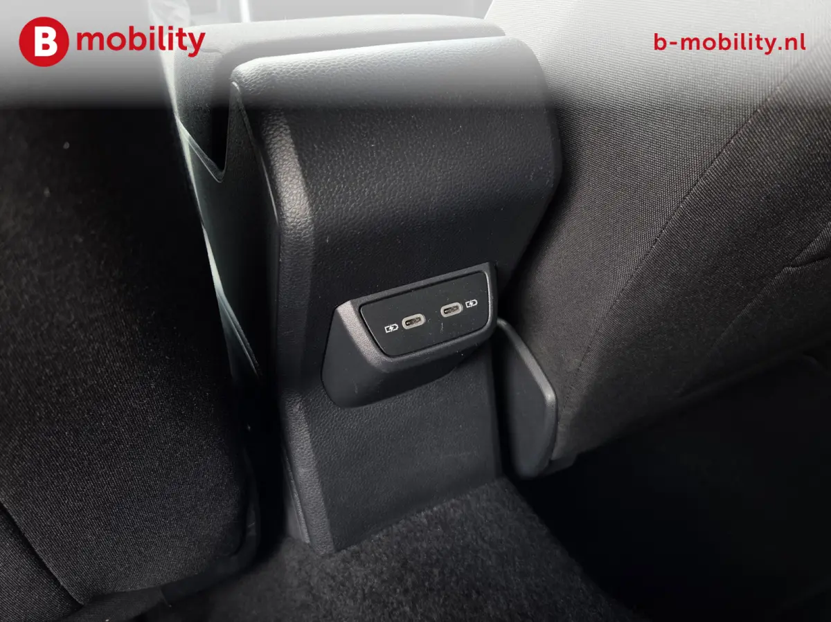 1.0 TSI Highline Business R-Line DSG Automaat Trekhaak NL Auto! | Achteruitrijcamera | Adaptive Cruise Control | DAB | Digitaal Dashboard