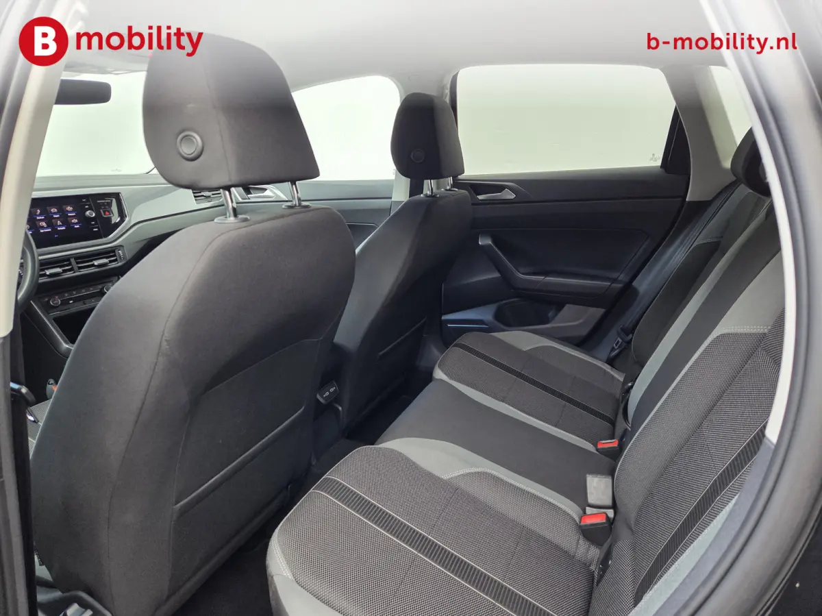 1.0 TSI Highline Business R-Line DSG Automaat Trekhaak NL Auto! | Achteruitrijcamera | Adaptive Cruise Control | DAB | Digitaal Dashboard