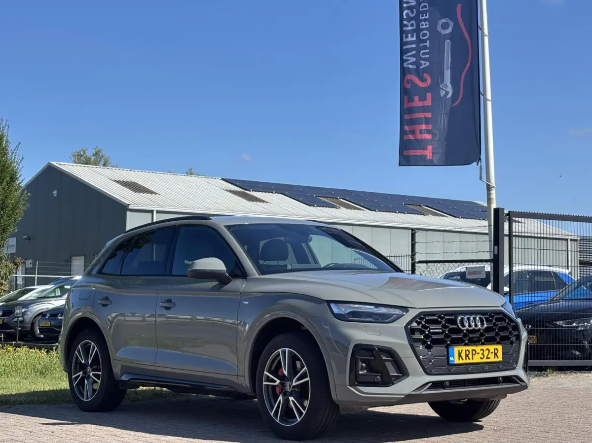 50 TFSI e S edition s-line keyless acc camera apple carplay