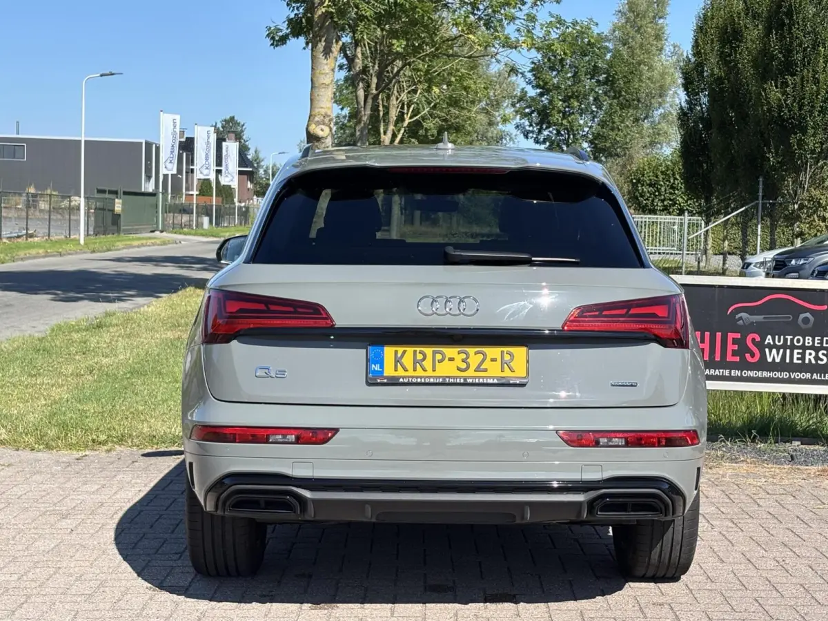 50 TFSI e S edition s-line keyless acc camera apple carplay