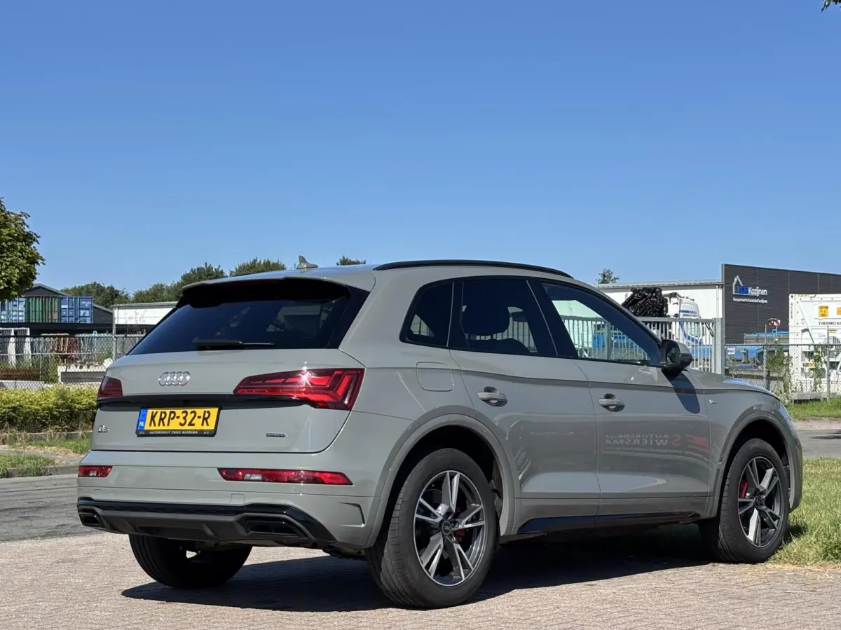 50 TFSI e S edition s-line keyless acc camera apple carplay