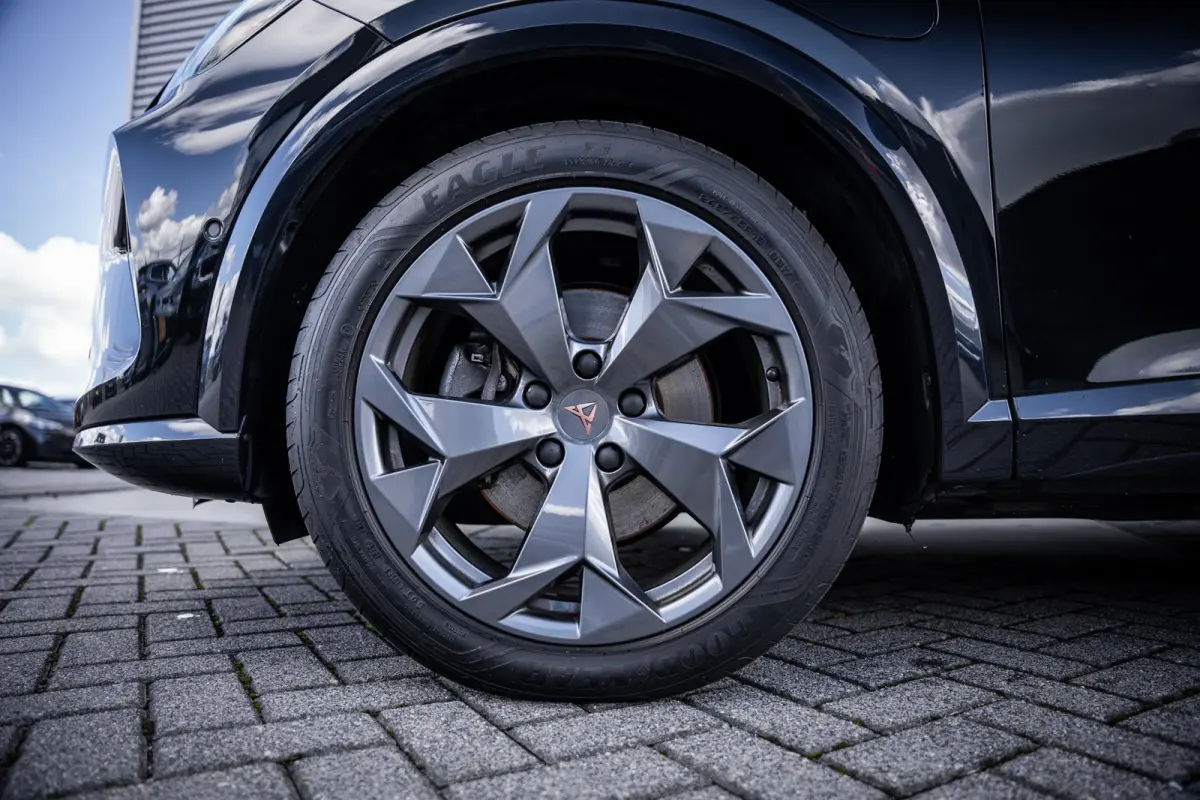 1.5 TSI e-Hybrid 150 kW | Airconditioning Climatronic 3-zones | Automatische afstandsregeling (Adaptive Cruise Control) | Full Link draadloze smartphone integratie: MirrorLink, Apple CarPlay